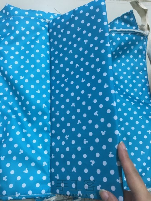 做一个绣花双肩包 第9步