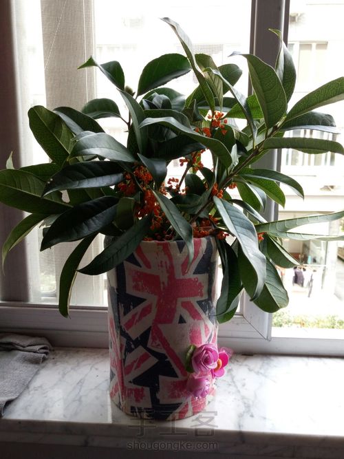 简单易做的风情花瓶 第10步