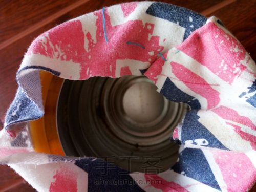 简单易做的风情花瓶 第6步