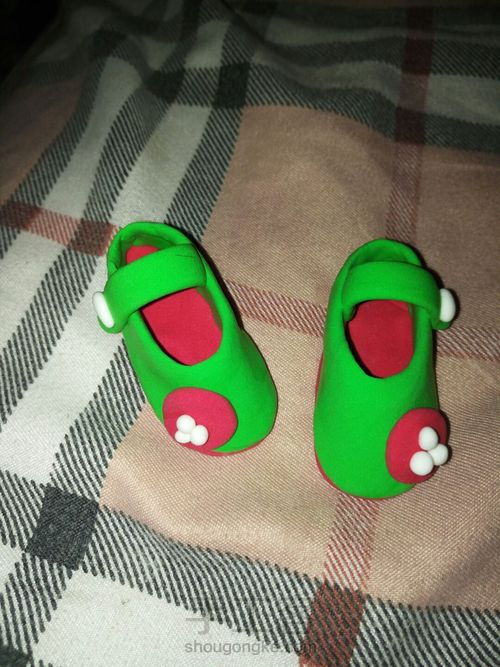可爱公主鞋 第3步