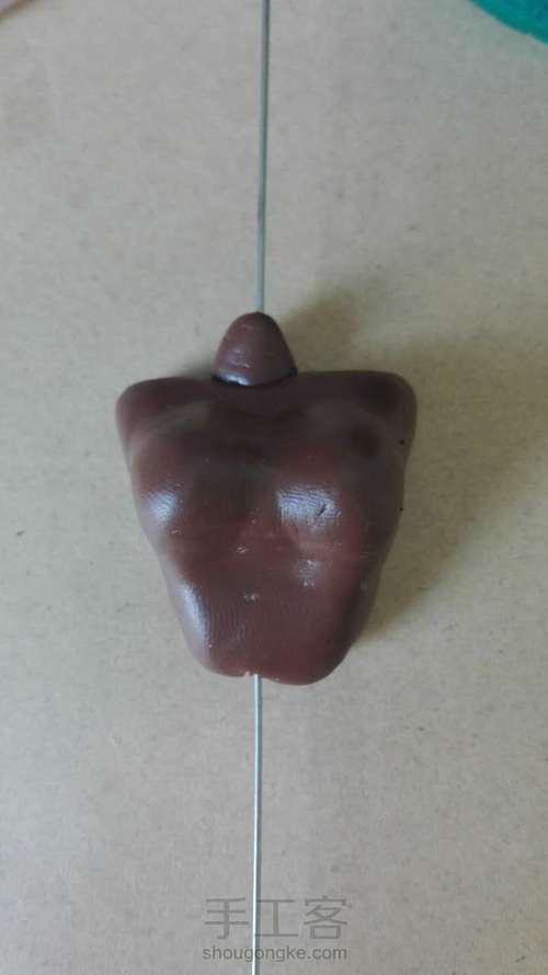 枚红色婚纱软陶做法 第2步