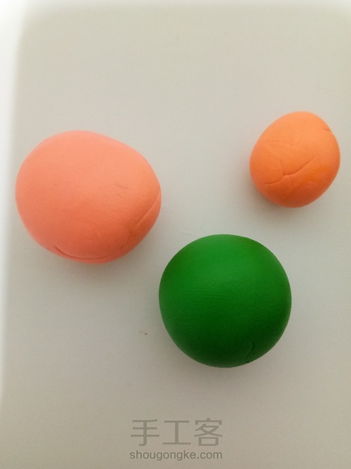 月季花平面软陶制作 第3步