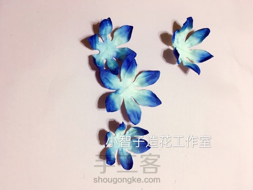 迷你娃用银莲花装饰～烫花 第5步