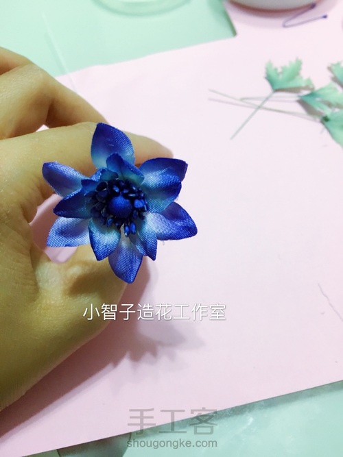 迷你娃用银莲花装饰~烫花 第7步