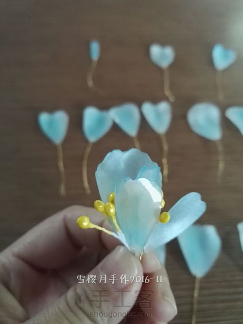热缩片制作的山茶花—雪樱月原创 第6步