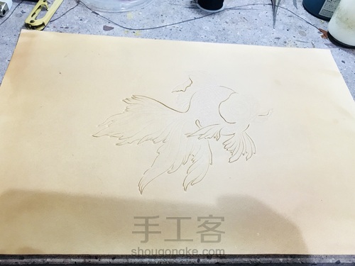 金鱼皮雕手拿包 第5步