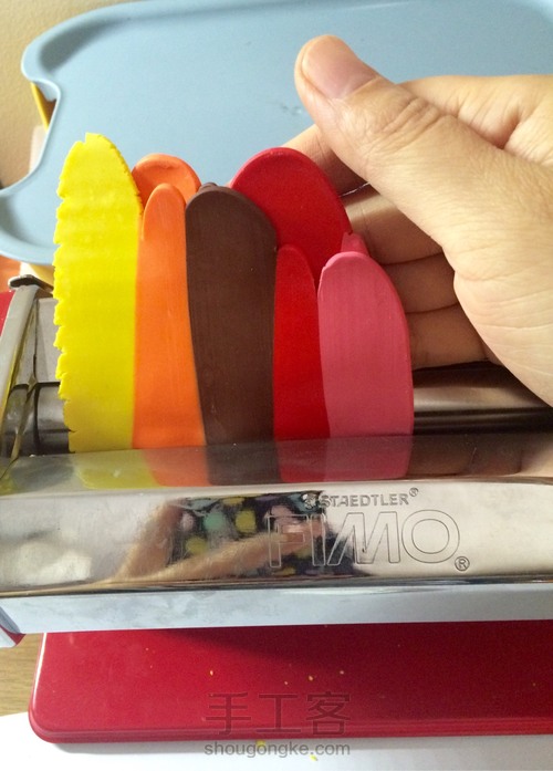 软陶小饰品之挂饰 毛衣链 吊坠 第4步