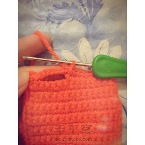 毛线钩织苹果手机壳 第10步