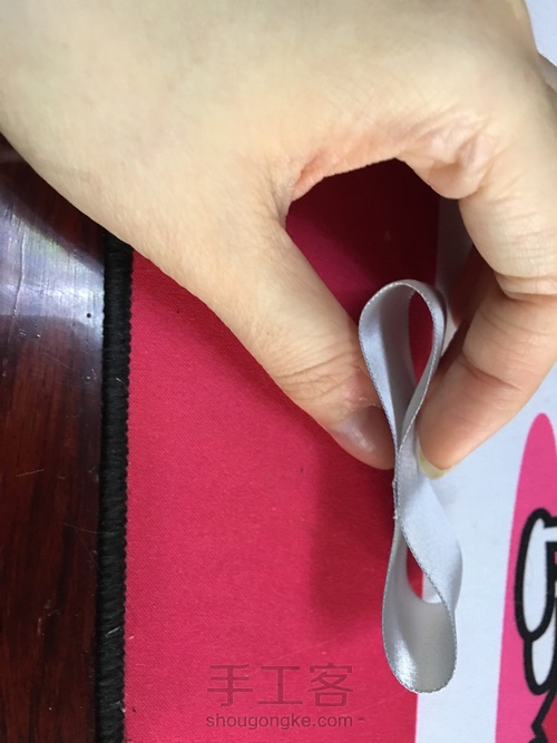 高贵气质蝴蝶结发圈 第3步