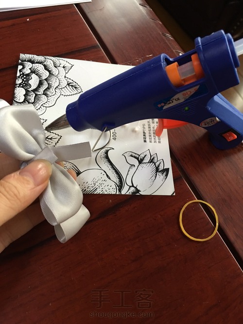 高贵气质蝴蝶结发圈 第13步