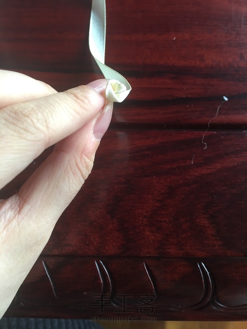 玫瑰花一字夹 第8步