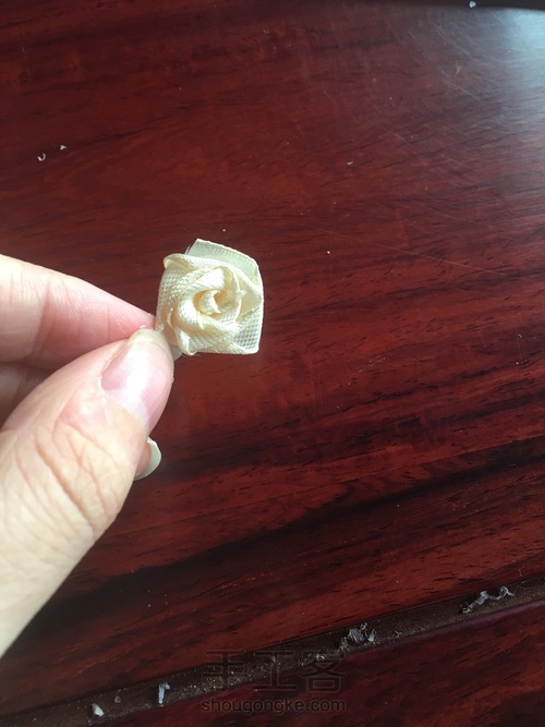 玫瑰花一字夹 第10步