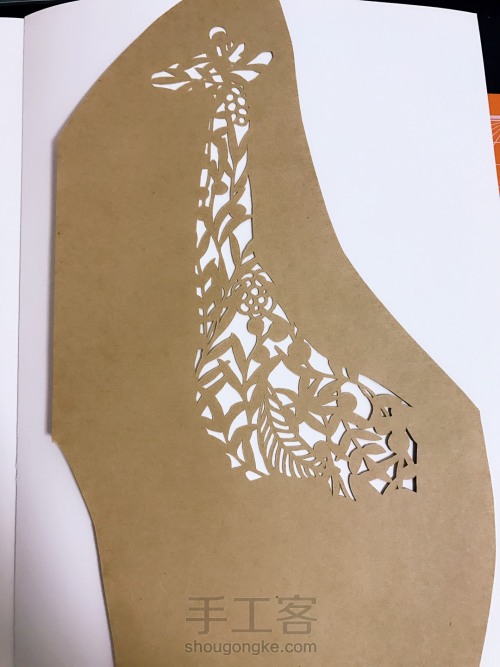 纸雕长颈鹿 第2步