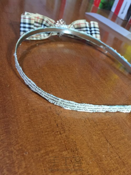 毛毛边发卡 第2步