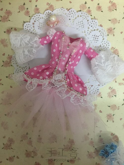 超粉嫩连衣裙 第1步