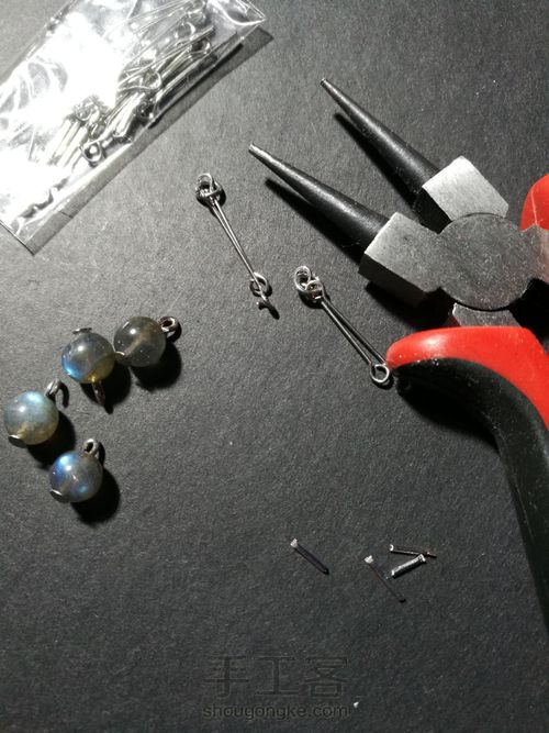 灰月光耳环 第2步