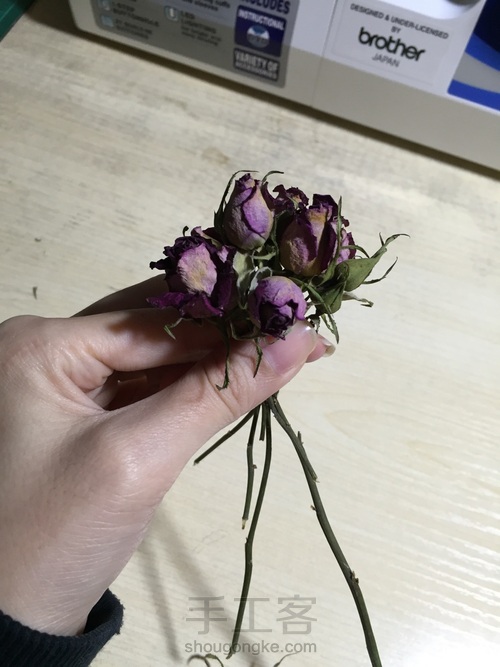 小干花装饰 小胸针 第5步