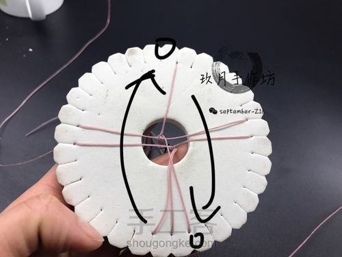 简单手绳之圆八股盘编 第6步