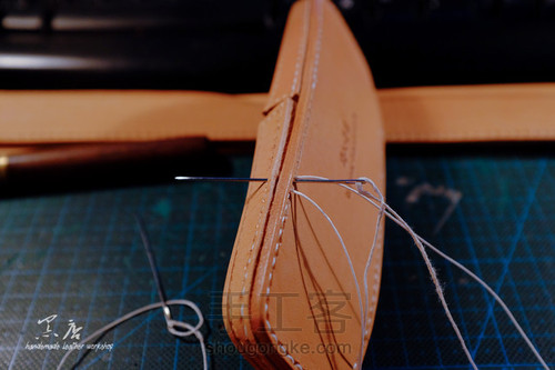 驹缝眼镜盒 第18步