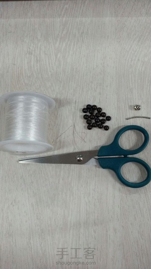 相思曲.石榴石手串教程 第2步