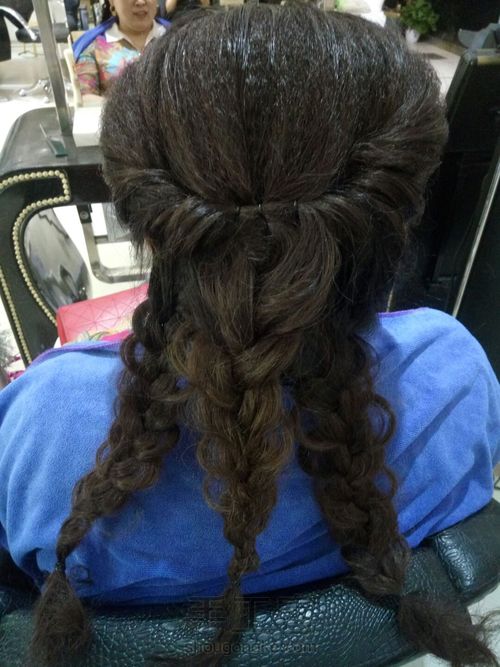 美丽大方盘发 第4步