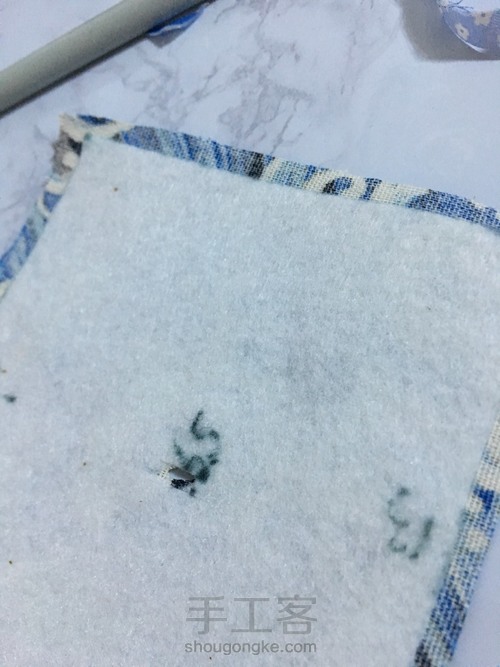 饭团口金包画图和制作过程 第3步