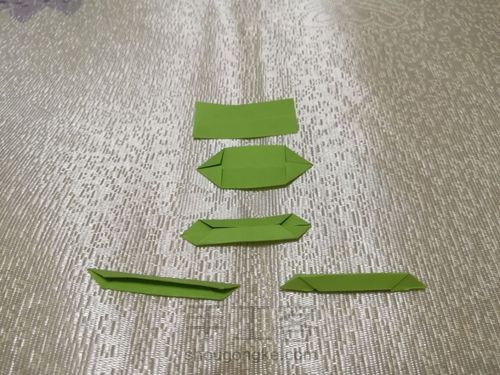 荷花朵朵 第2步