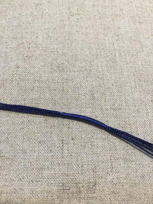 同心结项链绳 第3步