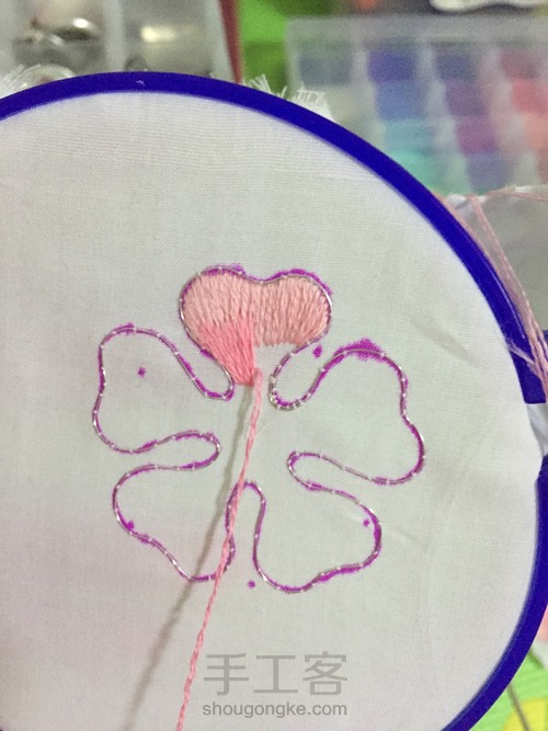 自制立体刺绣胸花 第5步