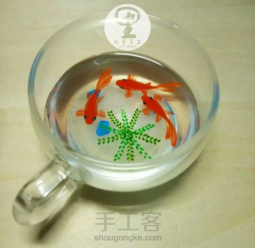 树脂画鱼群详细画法 第4步
