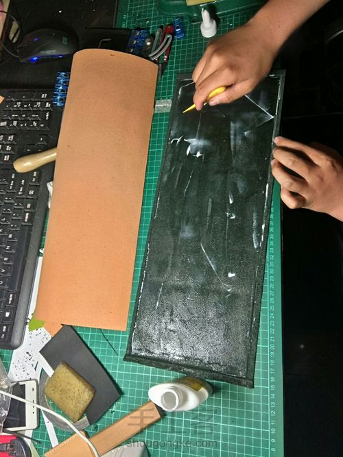 黑色牛皮方包 第16步