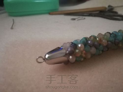 一个不是很成功的串珠手镯 第12步