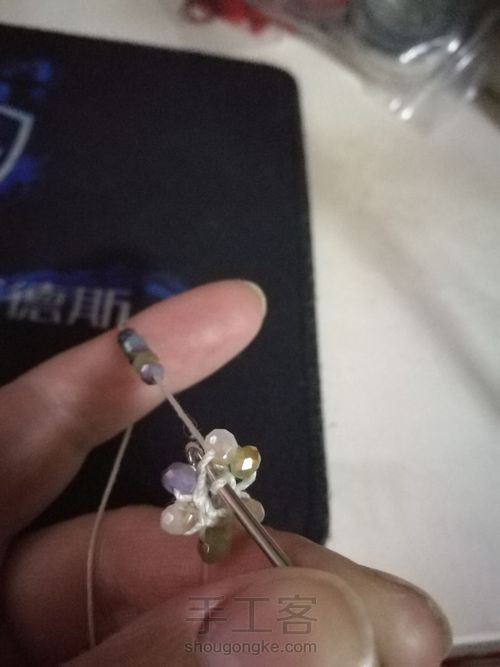 一个不是很成功的串珠手镯 第7步