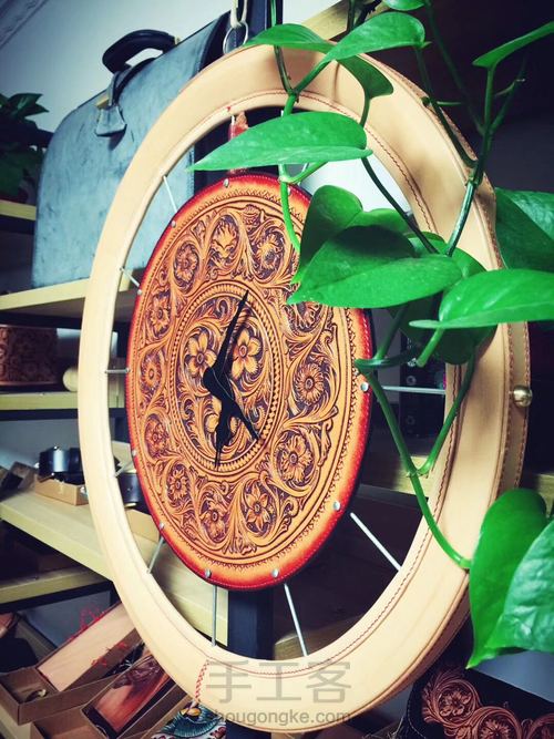 皮雕挂钟 第8步