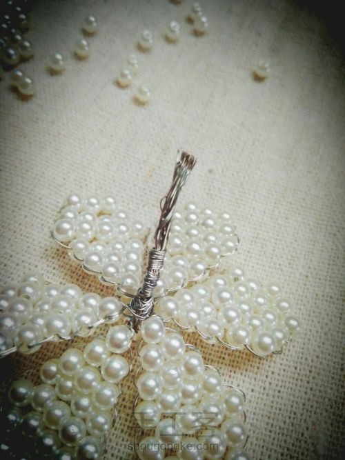 新娘典雅气质仿珍珠拧珠花朵发梳头饰 第17步