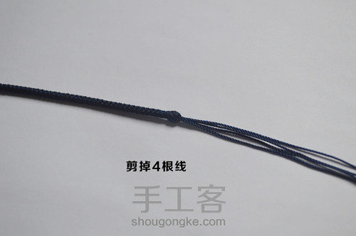 毛衣穿出高级感，这些单品少不了，八股辫毛衣链项链绳教程 第16步