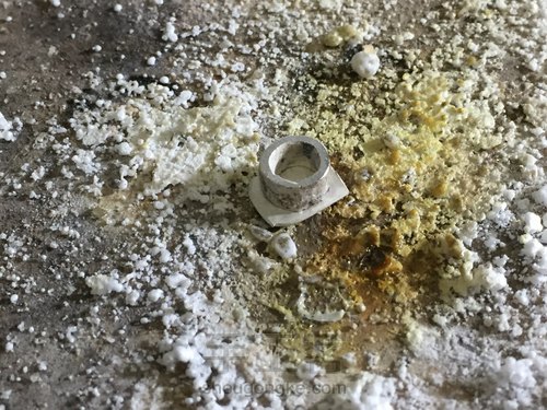 茄紫色翡翠的转运红绳 第6步