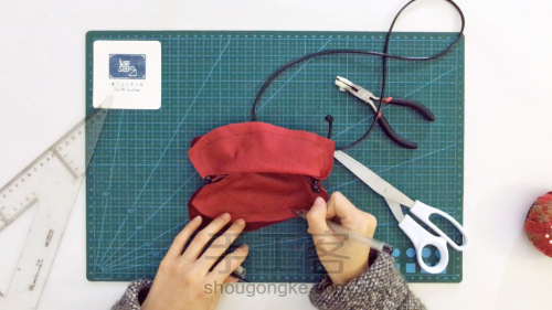 手工缝制儿童装饰小包包，“鼠”你最可爱 第33步