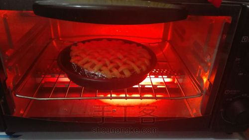 冬日甜品:酸酸甜甜苹果派 第4步