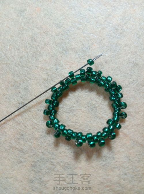 珠宝编织基本课程~圆形小吊坠 第5步