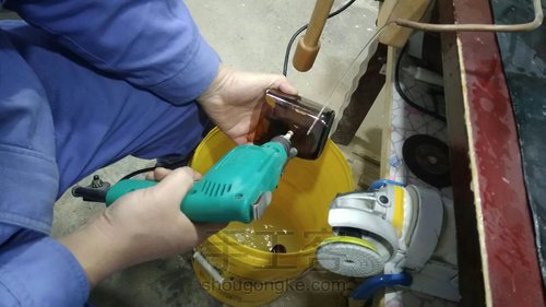 【玻璃瓶雕】创意钟表 方形玻璃瓶篇 第7步