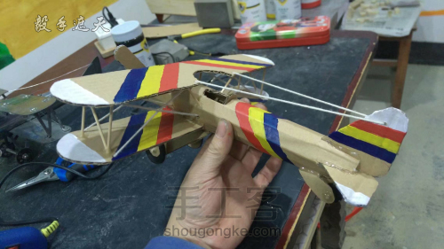 【亲子手工】 硬纸板 飞机模型 第36步
