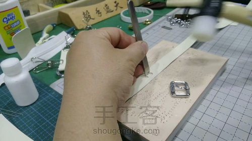 【手工皮艺】 十字纹简约斜挎包 第11步