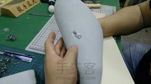 【手工皮艺】 十字纹简约斜挎包 第27步