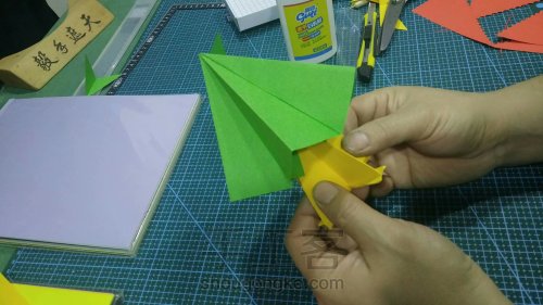 【纸雕贺卡】立体贺卡（第8期）圣诞树折纸贺卡实例讲解 第14步
