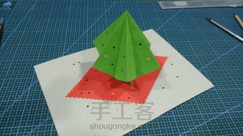 【纸雕贺卡】立体贺卡（第8期）圣诞树折纸贺卡实例讲解 第18步