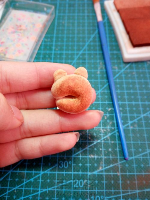 可爱的面包熊(๑•̀ω•́๑) 第5步