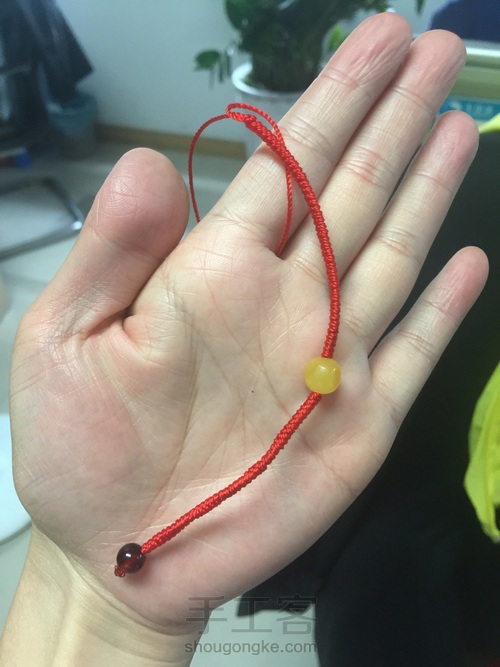 蜜蜡红绳 第12步