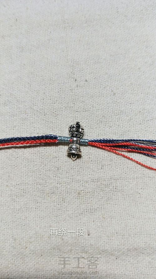 超级简单的三层手绳 第10步