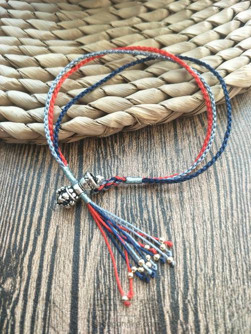 超级简单的三层手绳 第13步